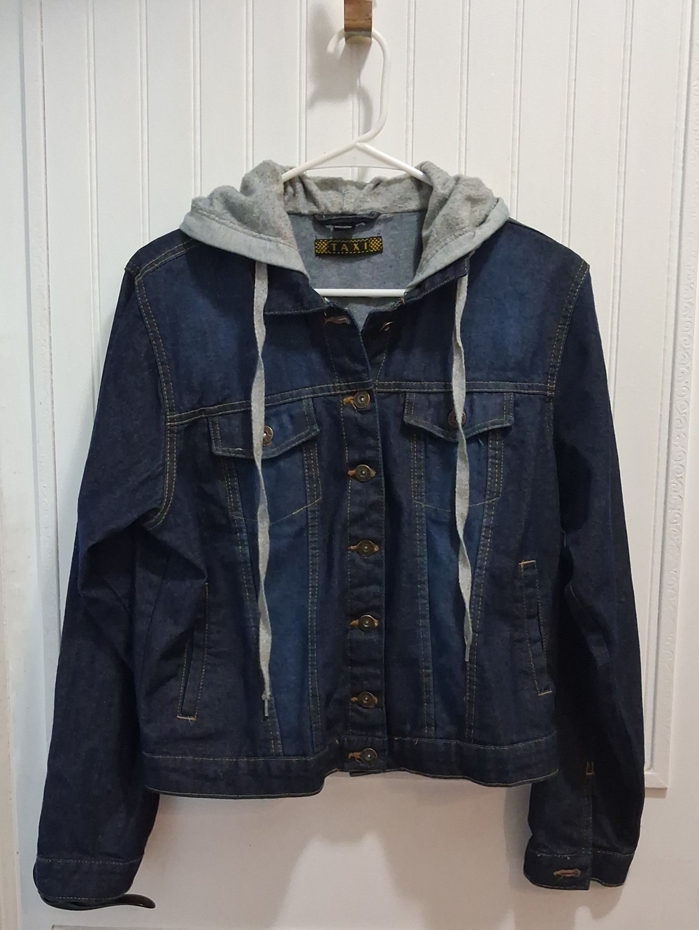 TAXI brand denim jacket with attached gray hoodie Designer Sz. L NWT